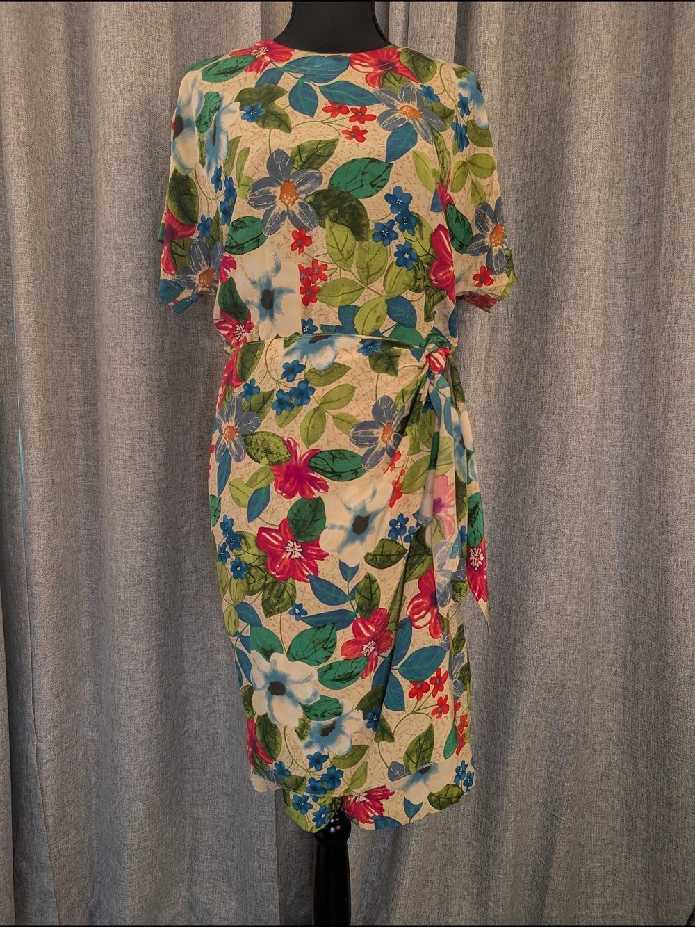 Vintage 100% Silk Maggie London Floral Tie-Waist Summer Dress